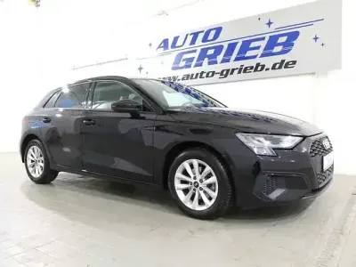 Używany Audi A3 Advanced 150 KM (110 kW) 2023 Czarny Sedan/Limuzyna