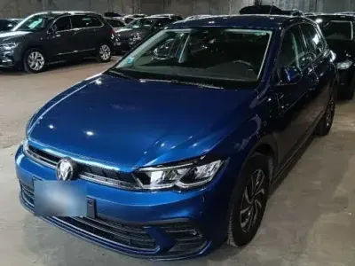 Gebraucht VW Polo Life 95 PS (69 kW) 2025 Blau Kleinwagen