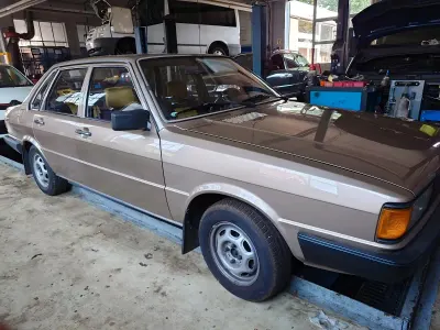 Gebraucht Audi 80 75 PS (55 kW) 1984 Gold Limousine