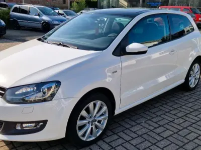 Gebraucht VW Polo Life 90 PS (66 kW) 2013 Weiß Kleinwagen