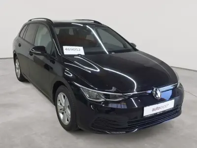 Używany VW Golf VIII Life 150 KM (110 kW) 2023 Czarny Kombi