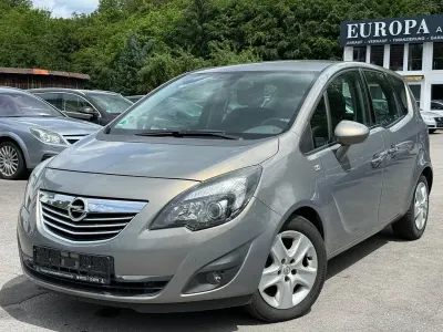 Gebraucht Opel Meriva Innovation 120 PS (88 kW) 2013 Grau Van / Kleinbus