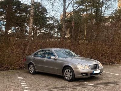 Mercedes E200