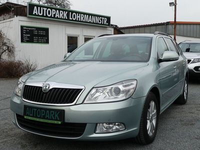 gebraucht Skoda Octavia Combi *Automatik*Xenon*SHZ*Nr.67