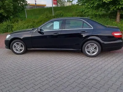 Gebraucht Mercedes E300 Avantgarde 231 PS (169 kW) 2012 Schwarz Limousine