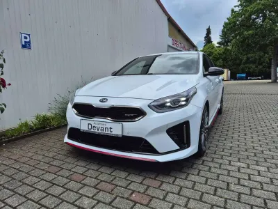Gebraucht Kia Ceed GT GT 204 PS (150 kW) 2021 Delüxweiss Limousine