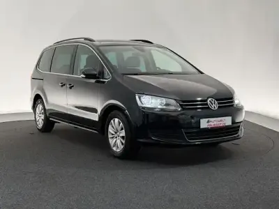 Gebraucht VW Sharan Comfortline 150 PS (110 kW) 2019 Schwarz Van / Kleinbus