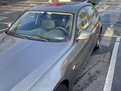 Gebraucht BMW 318 143 PS (105 kW) 2011 Limousine