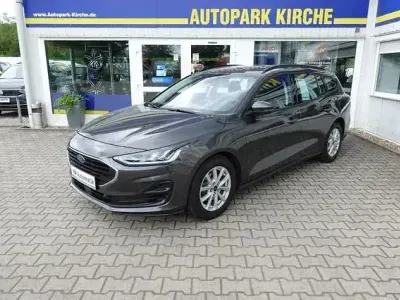 Gebraucht Ford Focus Cool & Connect 120 PS (88 kW) 2022 Grau Limousine