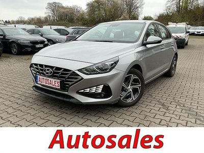 Gebraucht Hyundai i30 116 PS (85 kW) 2021 Silber Limousine