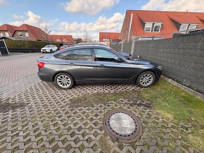 Gebraucht BMW 320 Sport Line 184 PS (135 kW) 2015 Grau Kombi