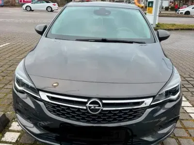 Gebraucht Opel Astra 2016 Grau Limousine