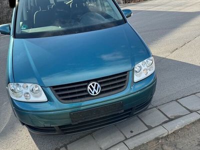 gebraucht VW Touran 1,6 Klima TÜV Februar 2026