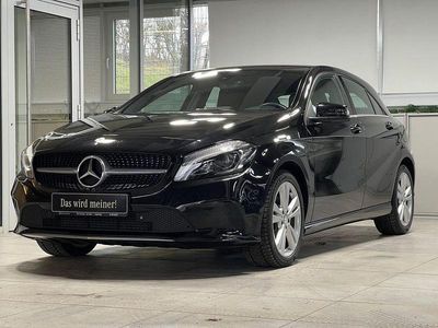Gebraucht Mercedes A180 Urban 122 PS (89 kW) 2016 Schwarz Limousine
