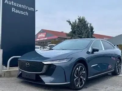 Nuova Mazda 6e Takumi-Line 189 kW (258 CV) 2026 Grigio Berlina