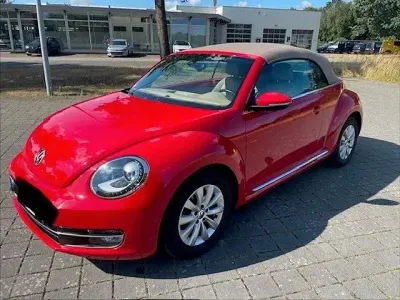 Gebraucht VW Beetle Design 105 PS (77 kW) 2015 Rot Kleinwagen