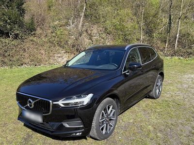 Gebraucht Volvo XC60 Momentum 190 PS (139 kW) 2020 Schwarz SUV