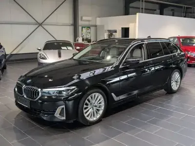 Usado BMW 530 Luxury Line 286 CV (210 kW) 2023 Negro Familiar