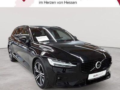Gebraucht Volvo V60 R-Design 197 PS (144 kW) 2022 Onyx schwarzmetallic Kombi