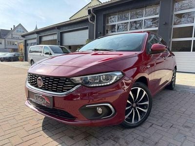 Gebraucht Fiat Tipo Lounge 120 PS (88 kW) 2017 Rot Limousine