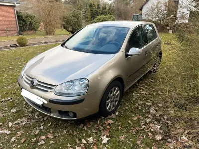Gebraucht VW Golf V 115 PS (84 kW) 2004 Kleinwagen