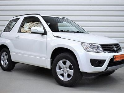 Weiß Gebraucht 2014 Suzuki Grand Vitara Comfort SUV | 17.990 €