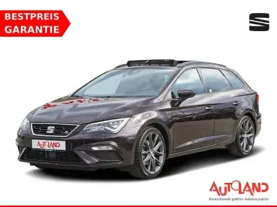 Usata Seat Leon 180 CV (132 kW) 2018 Viola