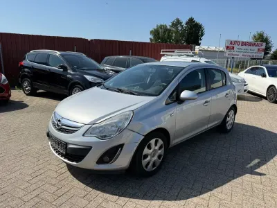 Gebraucht Opel Corsa 86 PS (63 kW) 2013 Silber Kleinwagen