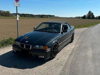 Usata BMW 320 Cabriolet Basis 150 CV (110 kW) 1994 Cabrio