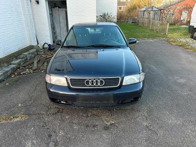 Gebraucht Audi A4 163 PS (119 kW) 1998 Andere farben Limousine