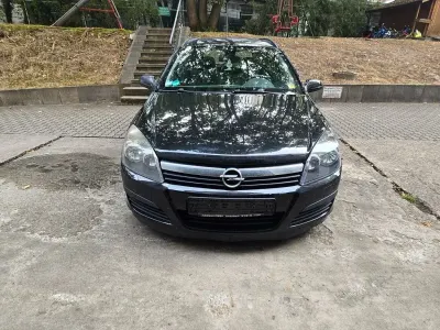 Gebraucht Opel Astra 150 PS (110 kW) 2006 Schwarz Limousine