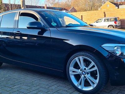 Gebraucht BMW 116 136 PS (100 kW) 2012 Schwarz Kleinwagen