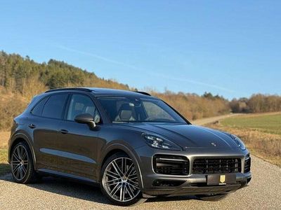Grau Gebraucht 2019 Porsche Cayenne SUV | 53.499 € (Guter Preis)