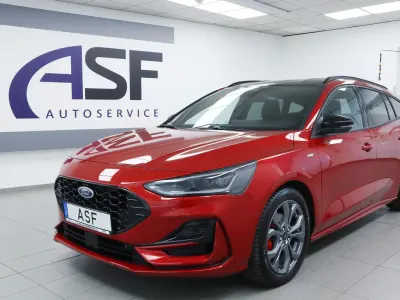 Gebraucht Ford Focus ST-Line X 155 PS (114 kW) 2024 Fantastic rot Kombi