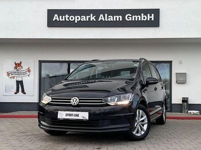 Schwarz Gebraucht 2017 VW Touran Comfortline Van / Kleinbus | 15.999 € (Fairer Preis)