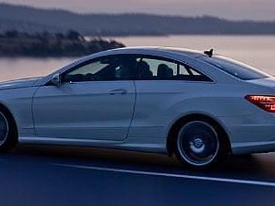 Gebraucht Mercedes E250 207 PS (152 kW) 2010 Weiß Coupé