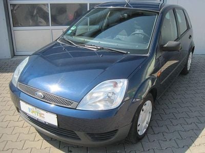 Blau Gebraucht 2004 Ford Fiesta Ambiente Limousine | 1.990 € (Fairer Preis)
