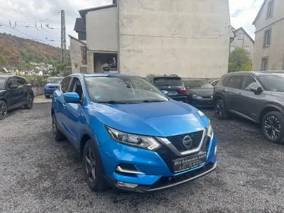 Gebraucht Nissan Qashqai N-Connecta 150 PS (110 kW) 2019 Blau SUV