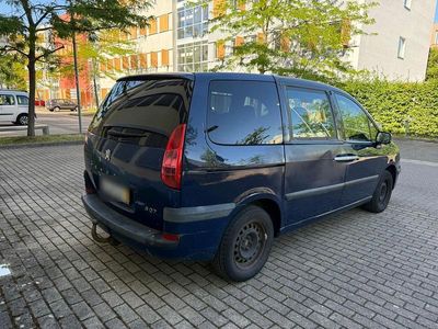 Peugeot 807