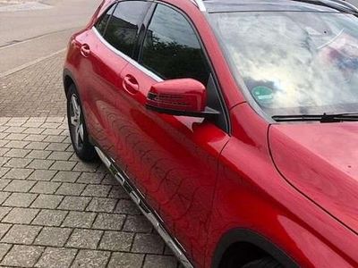 Mercedes GLA250