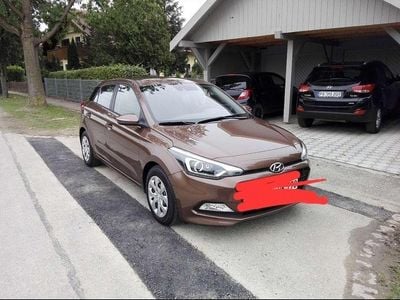Gebraucht Hyundai i20 Active 101 PS (74 kW) 2017 Braun Limousine