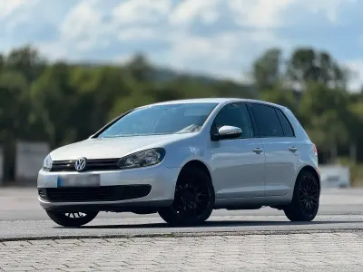 Gebraucht VW Golf VI Comfortline 80 PS (58 kW) 2009 Grau Kleinwagen