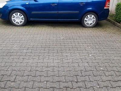 Second-hand Opel Zafira 116 CP (85 kW) 2009 Albastru Monovolum