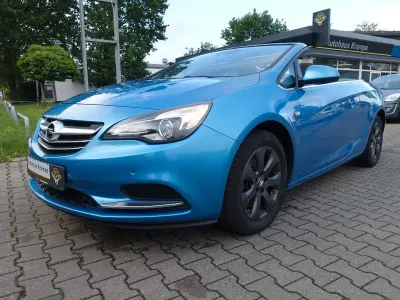 Gebraucht Opel Cascada Edition 140 PS (102 kW) 2016 Blau Cabrio