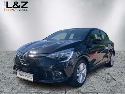 Gebraucht Renault Clio V Business 91 PS (66 kW) 2023 Blackpearlschwarz (metallic) Limousine