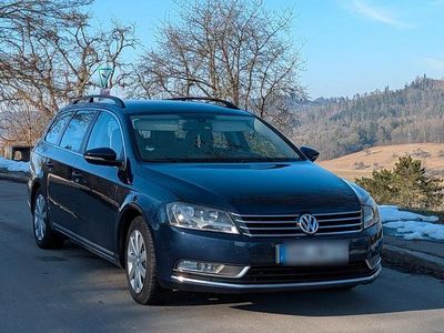 Blau Gebraucht 2011 VW Passat Kombi | 5.100 € (Guter Preis)