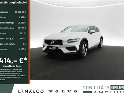 Gebraucht Volvo V60 CC Plus 197 PS (144 kW) 2023 Weiß Kombi