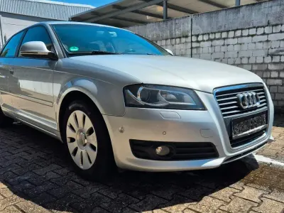 Gebraucht Audi A3 Comfort 130 PS (95 kW) 2010 Silber Kleinwagen