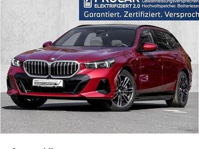 Gebraucht BMW 550e M Sport 489 PS (359 kW) 2025 Rot Limousine