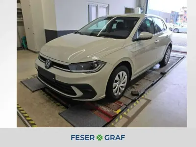 Gebraucht VW Polo Life 80 PS (58 kW) 2023 Ascotgrau Kleinwagen